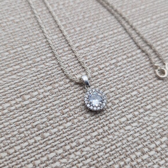 16 Inches Sterling Silver 7mm Halo Cubic Zirconia Pendant Necklace A4220 - Picture 3 of 8